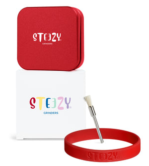 STEEZY® Classic | High-Class Grinder | 63mm | 2-piece herb grinder | Square | CNC-machined aluminum alloy | Neodymium magnetic closure | Includes brush & tapping band "Red Scarlett"
