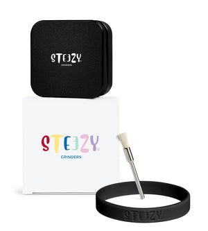 STEEZY® Pocket | High-Class Grinder | 55mm | 2-piece herb grinder | Square | CNC-machined aluminum alloy | Neodymium magnetic closure | Includes brush & "Black Beauty" tapping band