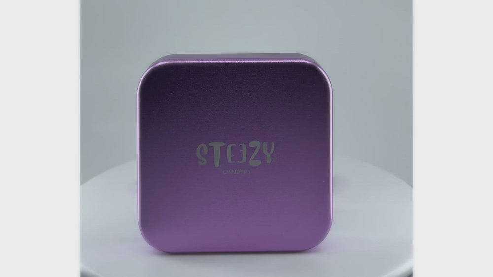 
            
                Laden und Abspielen von Videos im Galerie-Viewer, STEEZY® Classic Grinder | 63mm | 2-teilig &amp;quot;Purple Rose&amp;quot;
            
        