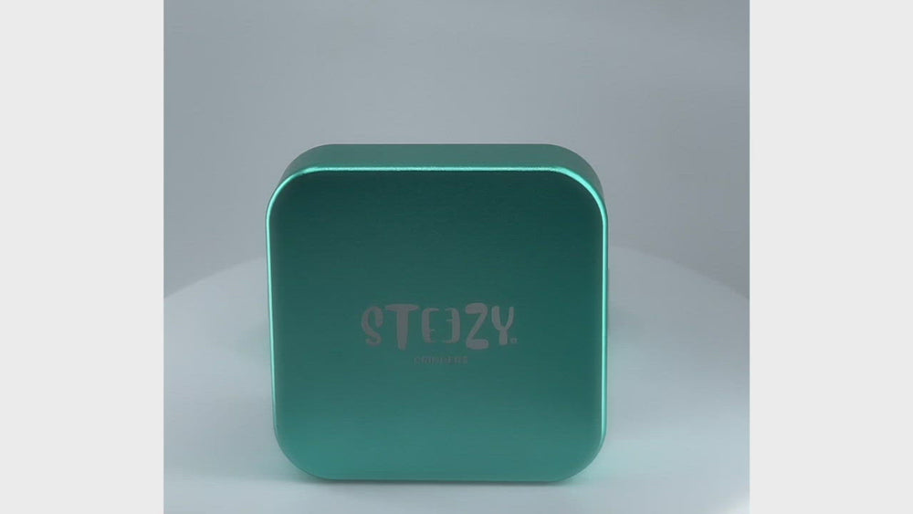 
            
                Load and play video in Gallery viewer, STEEZY® Pocket Grinder | 55mm | 2-piece (Beach Green)
            
        